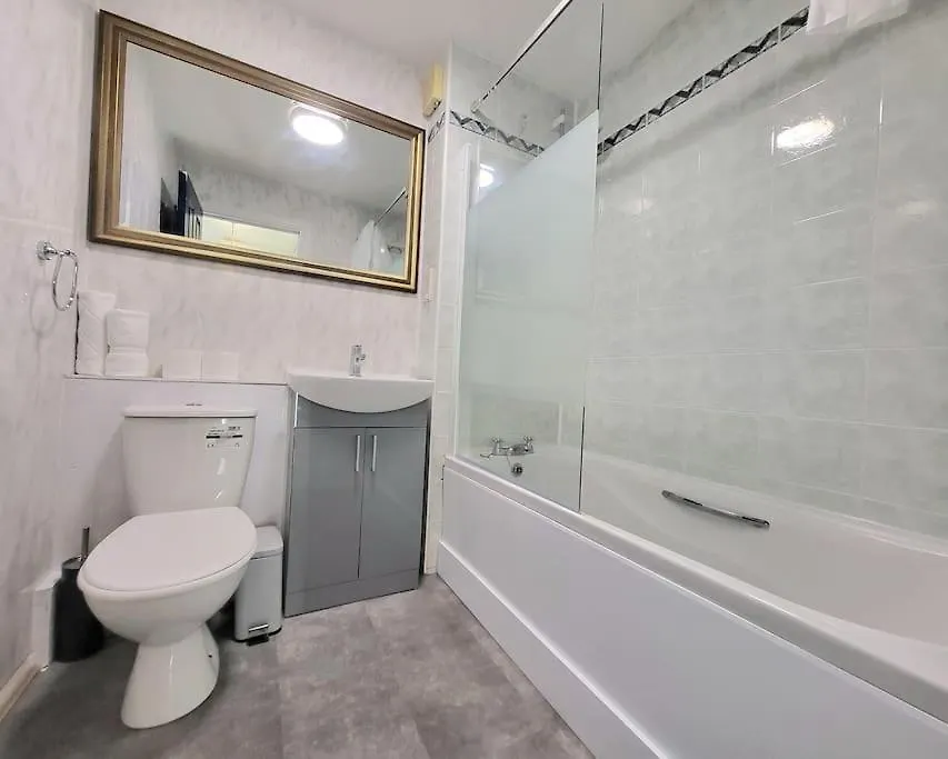 Harrismith Place Apartment By Sensational Stay Short Lets & Serviced Accommodation With Free Parking & Wi-Fi Edynburg 0*,